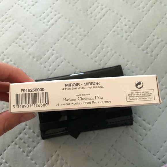 Dior Beauty Makeup Wallet with Mirror - Picture 6 of 6